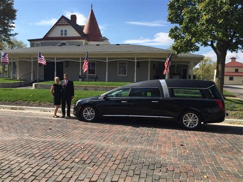 lauer family funeral home